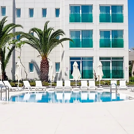 فندق Dragut Point North 3*