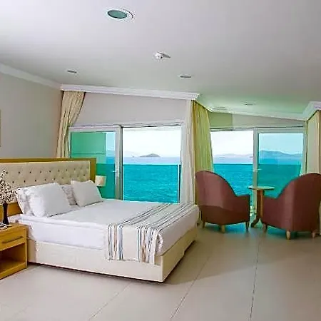 فندق Dragut Point North تورغوتْريس
