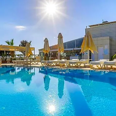 فندق Dragut Point North 3*